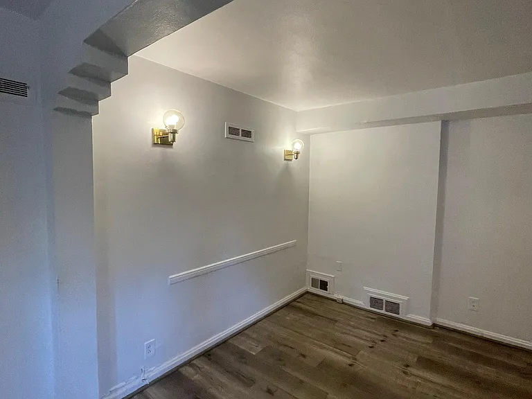 877 Ludlow Ave #5 — Photo 9