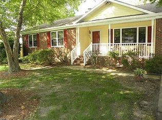 805 Priscilla Ln, Chesapeake, VA 23322