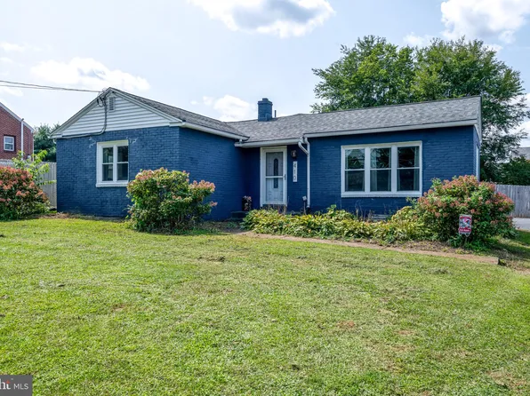 410 Lampeter Rd, Lancaster, PA 17602