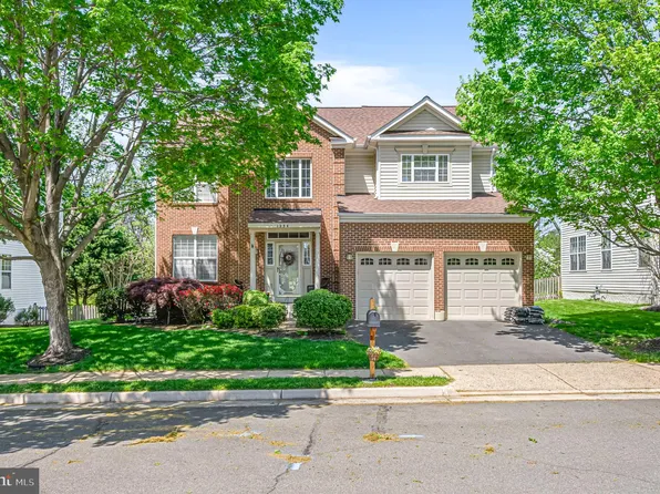 1234 Barksdale Dr NE, Leesburg, VA 20176