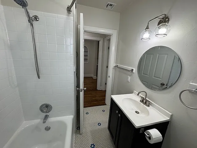 1235 S Columbia Ave — Photo 13