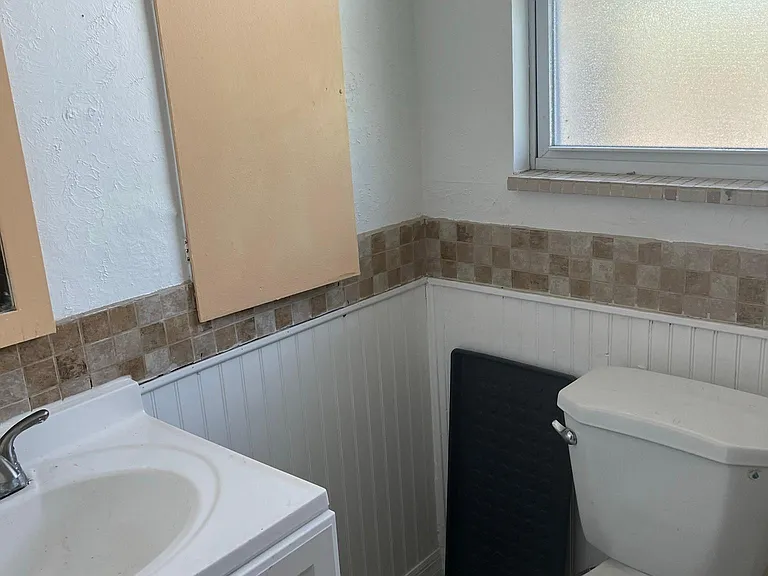 2476 Coronado Way — Photo 10