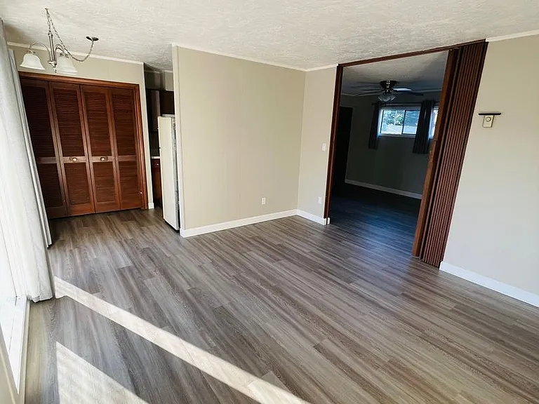 Willow Terrace Apartments- 1 & 2 bedroom apartments in Erwin TN — Photo 3