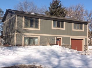 1814 Santee Trl, Brookings, SD 57006