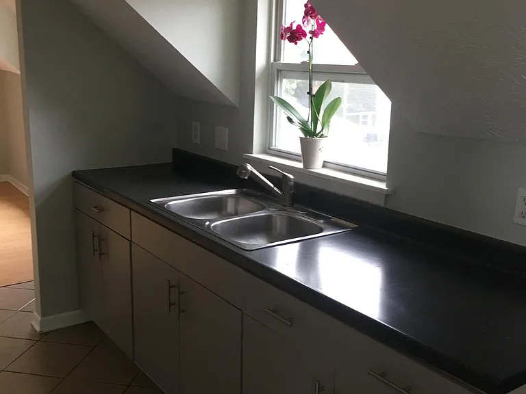 2166 W 34th Pl #UP — Photo 7