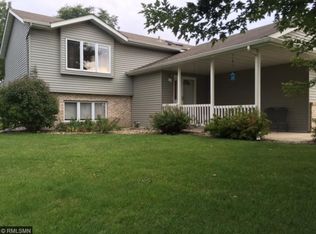 1326 Summit Ave N, Sauk Rapids, MN 56379