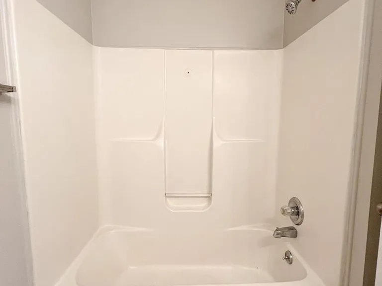 115 Ballygar St — Photo 15