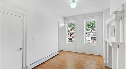 360 Lewis Ave #3 Photo 1