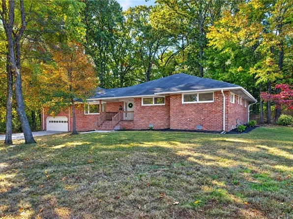 107 McKinley Dr, Newport News, VA 23608