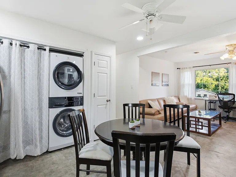 2416 Ridgecrest Dr — Photo 8