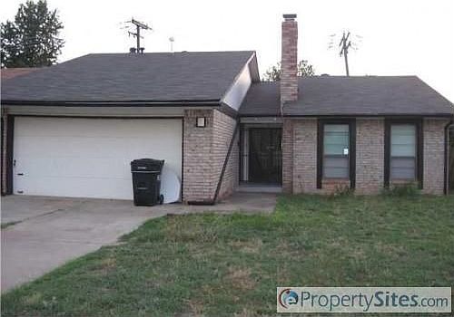 1st image of 1 Vickie Dr