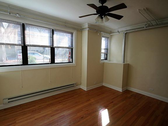 2nd image of 4614 N Paulina St #4614302