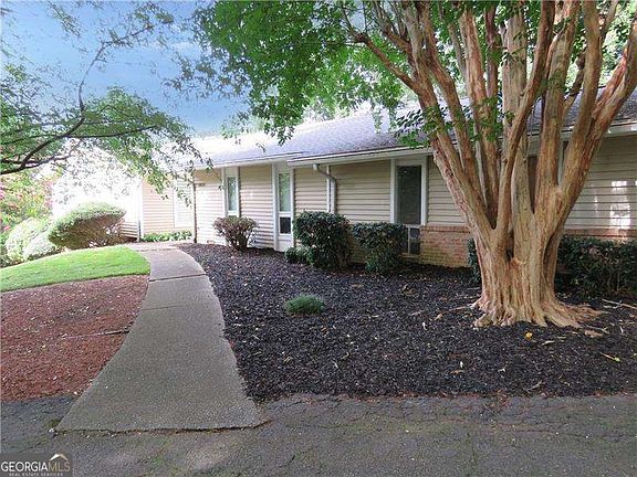 2nd image of 2079 Silversmith Ln