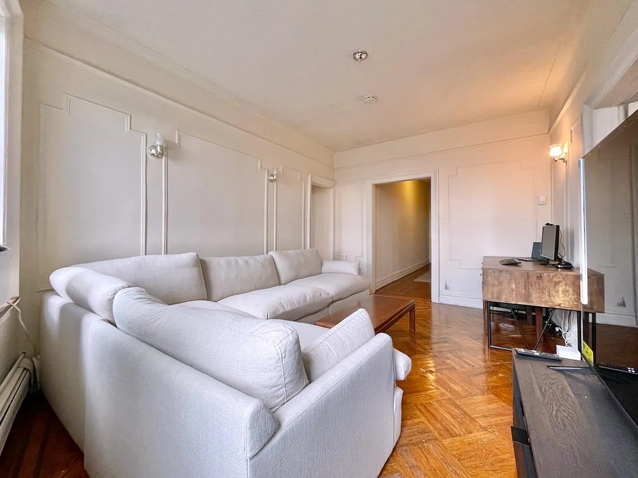 1 bed, 1.0 bath, $1,965 — Photo 3