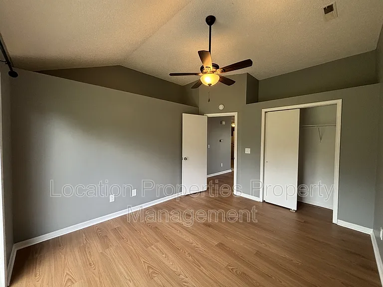 1404 E 21st Ter #1 — Photo 6