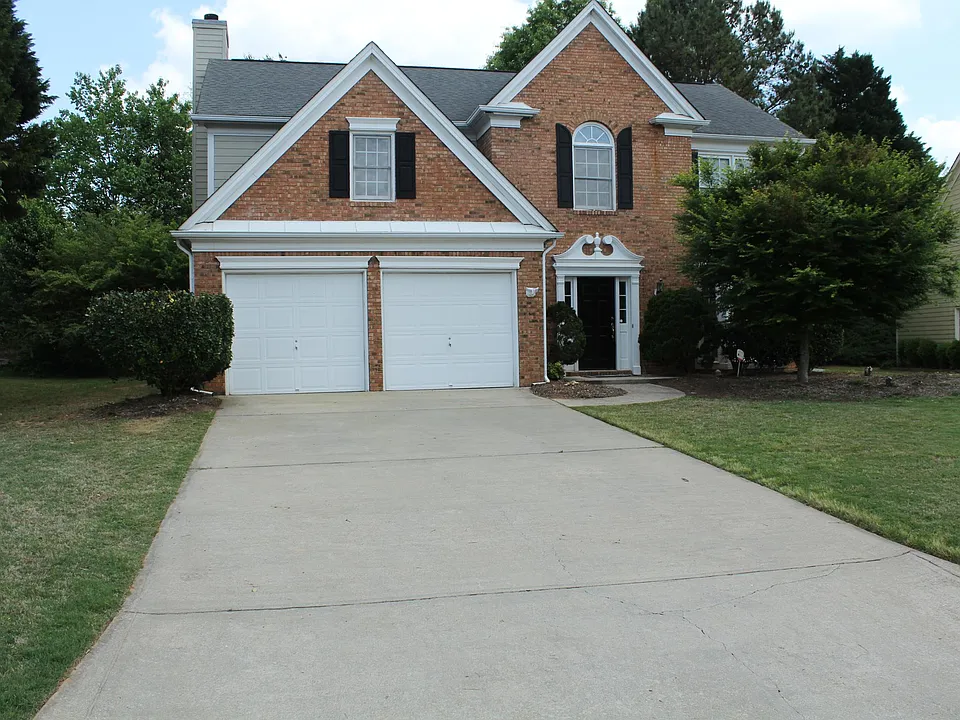 400 Stedford Ln