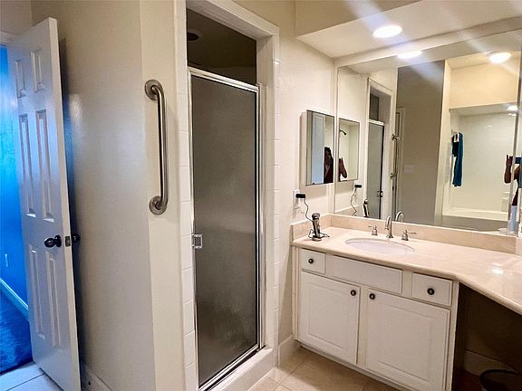 3rd image of 7701 Rialto Blvd APT 1328