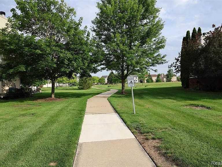 3361 Milcroft Ct — Photo 51