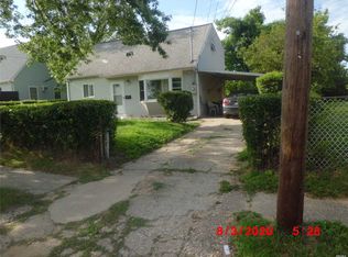 49 Parkway Blvd, Wyandanch, NY 11798
