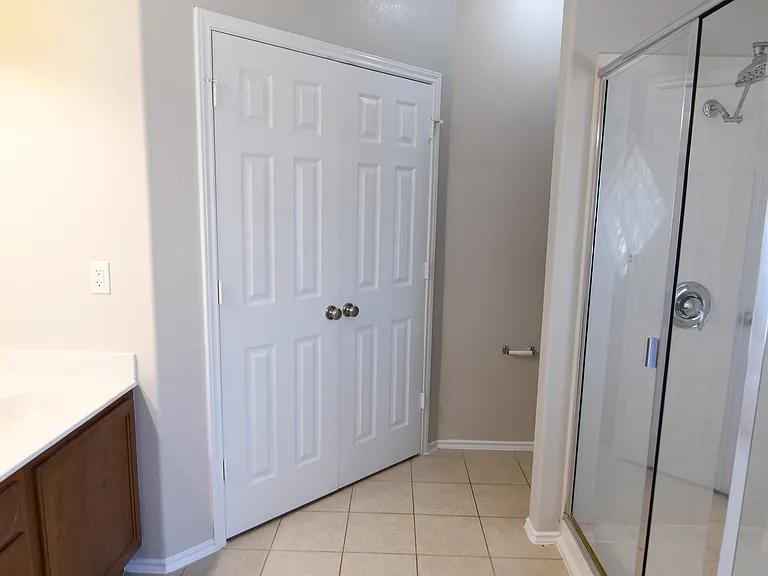 1008 Starlight Dr — Photo 22