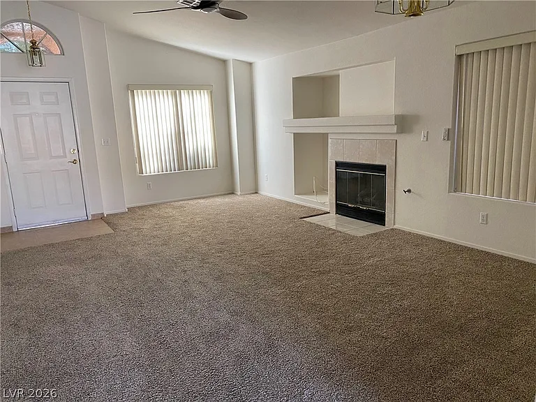 6624 Tampa Ct — Photo 5
