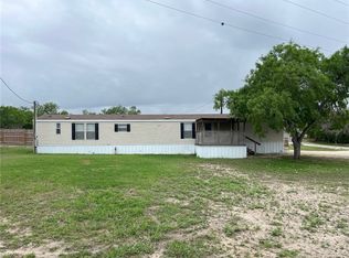 699 S Vista Dr, Sandia, TX 78383