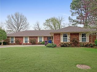 10207 Old Mill Rd, Fort Smith, AR 72903