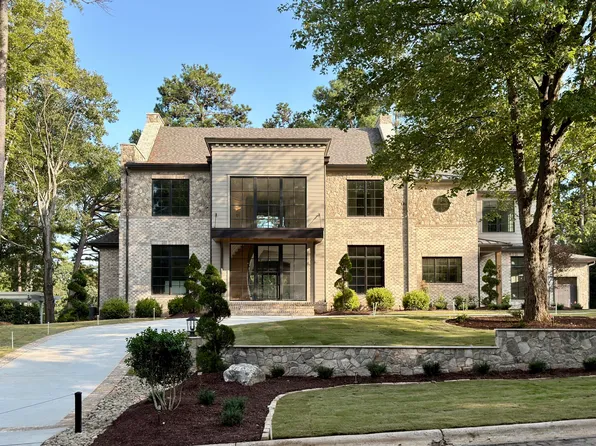 7136 N Ridge Dr, Raleigh, NC 27615