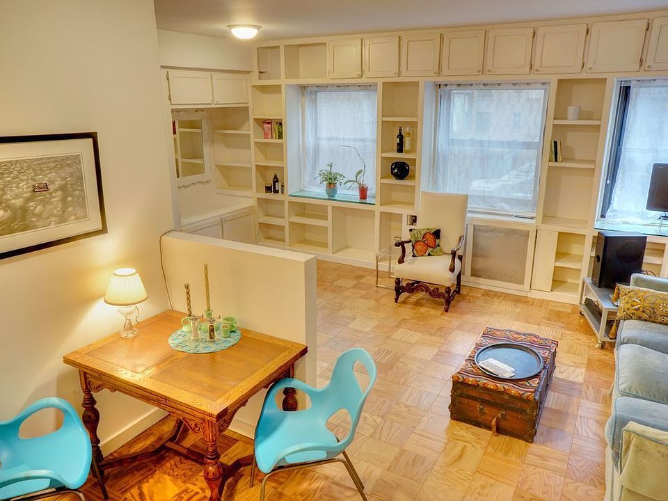 1st image of 58 W 58th St APT 12D