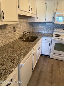 3030 Breckenridge Ln APT 535, Louisville, KY, 40220