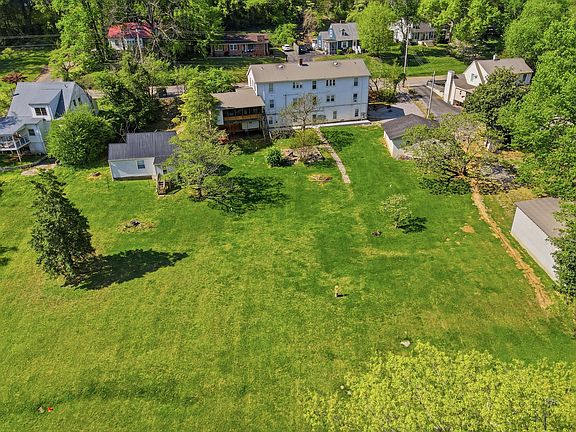 4th image of 212 Westwood Dr