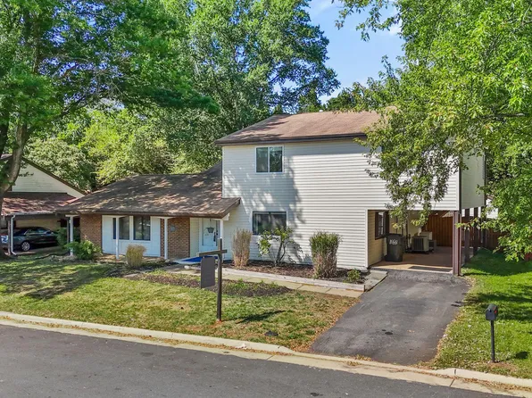 110 N Midland Ave, Sterling, VA 20164