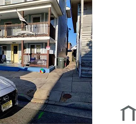 121 W Poplar Ave — Photo 1