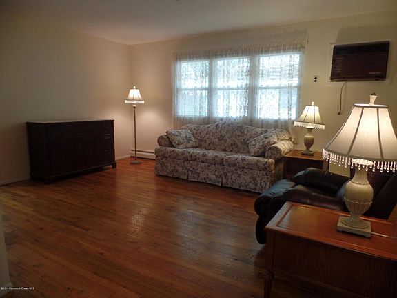 3rd image of 1823 Mount Idenburg Ln
