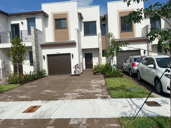 20428 NE 2nd Ct, Miami, FL 33179