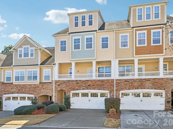 609 Sunfish Ln, Fort Mill, SC 29708