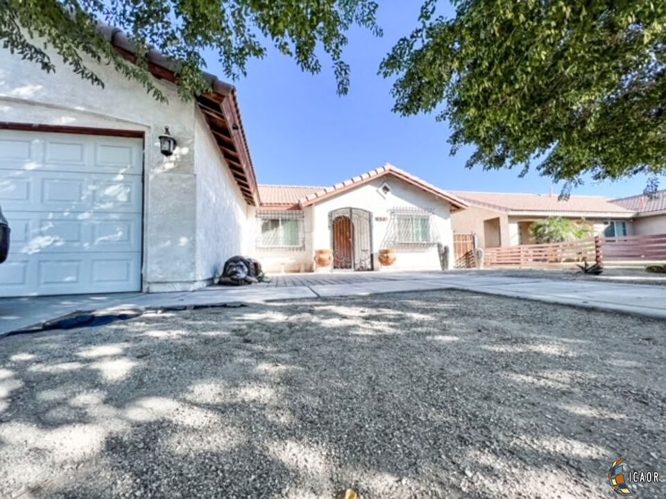 1st image of 951 H De La Vega Dr