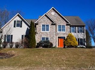3011 Muirfield Rd, Center Valley, PA 18034
