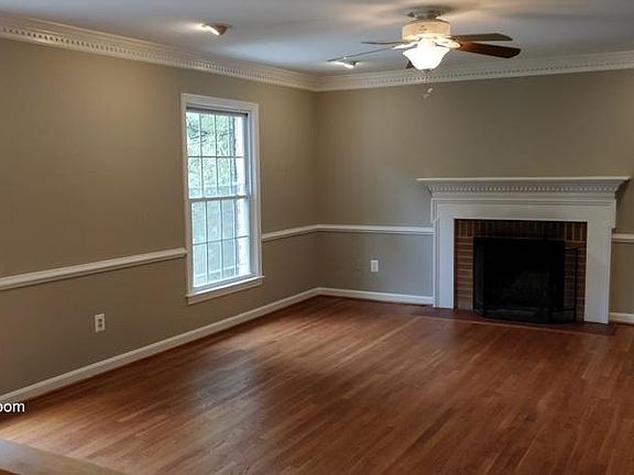 4th image of 5520 Westbard Ave
