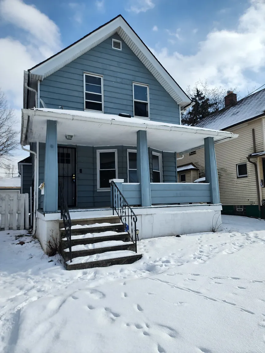 3601 E 105th St photo 1