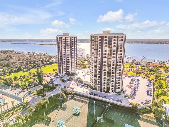4th image of 1 Oceans West Blvd APT 22A1