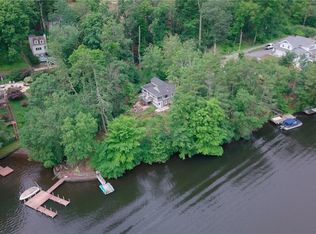 171 Lakeview Ter, Sandy Hook, CT 06482