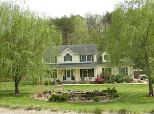 19285 Pinehurst Est, Rush, KY 41168