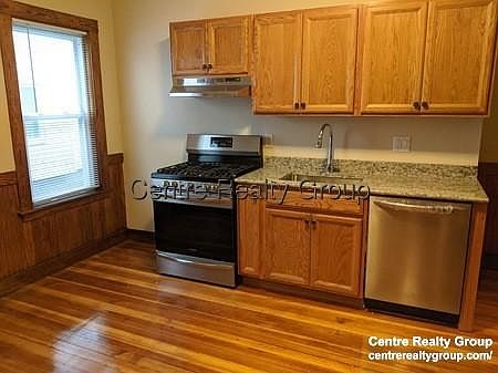 3rd image of 482 California St #2