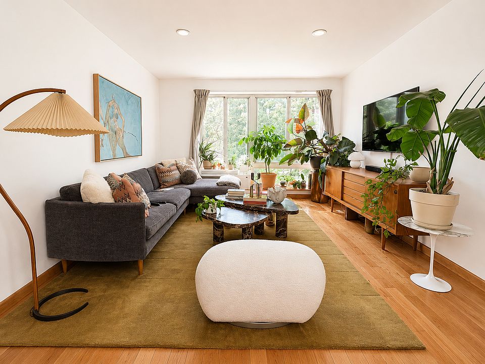 1st image of 78 Ridge St APT 2I