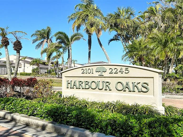 Harbour Oaks Dr — Photo 45