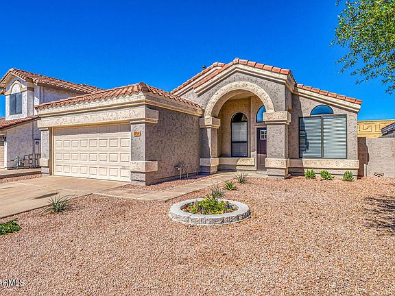 2nd image of 3718 E ISABELLA Avenue