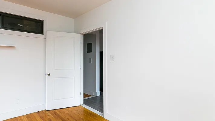 Rented by Nooklyn NYC LLC | media 26