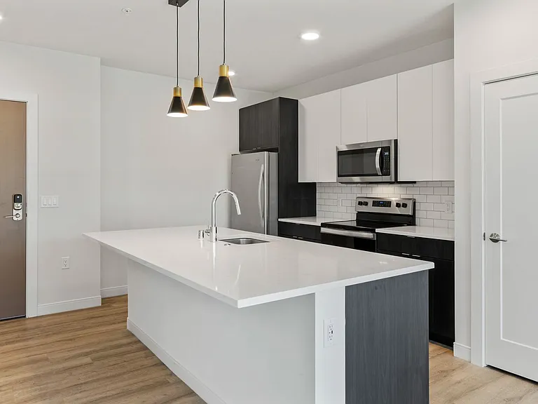 Theater Terrace Apartments — Photo 76