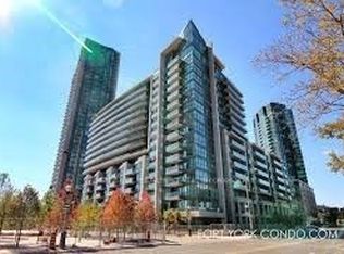 209 Fort York Blvd #768, Toronto, ON M5V 4A1